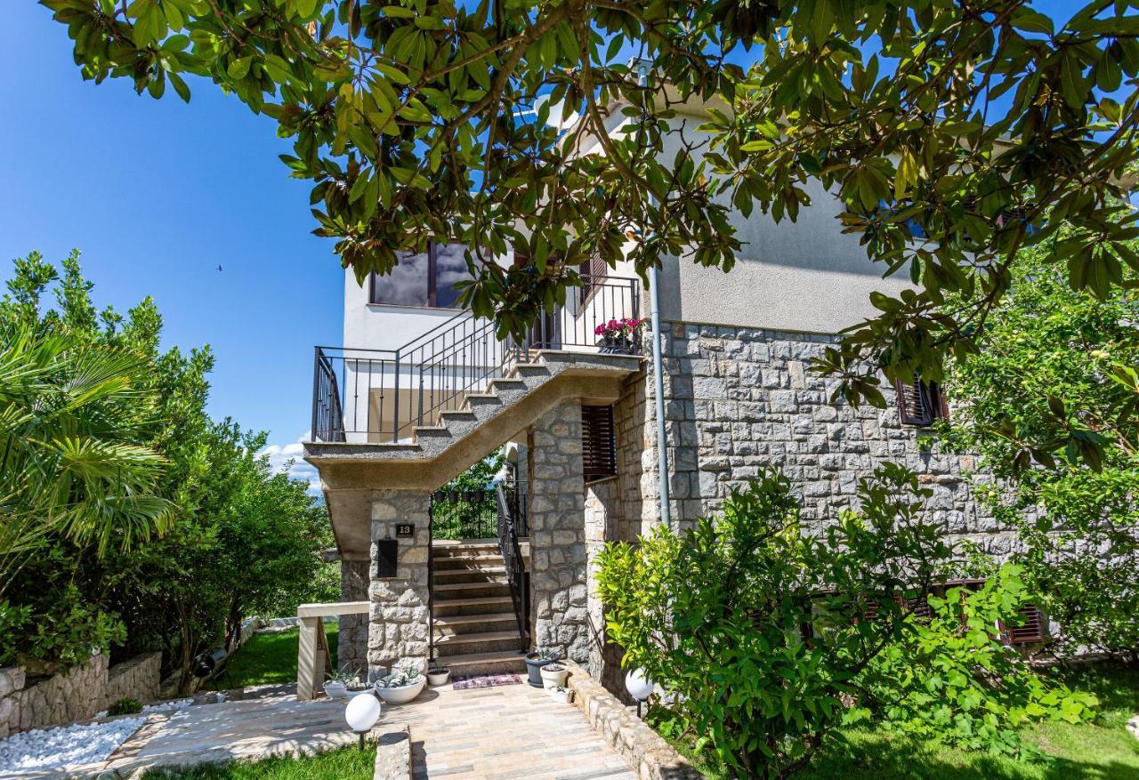 Apartment Magnolia Šilo Exterior foto